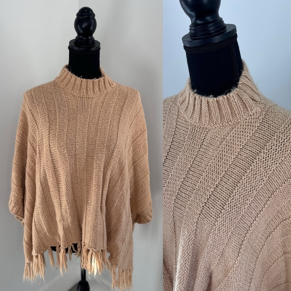 Forever 21 Wool Blend Camel Knit Women’s Poncho (S)